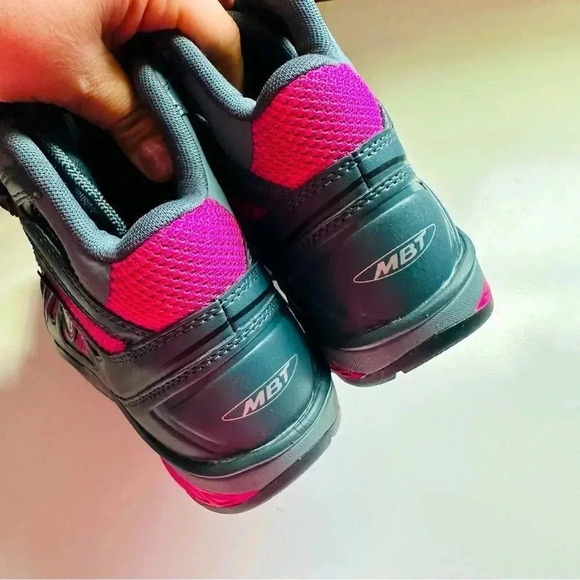 NWT MBT Akua 6S GTX Hiking Shoe - Picture 6 of 11